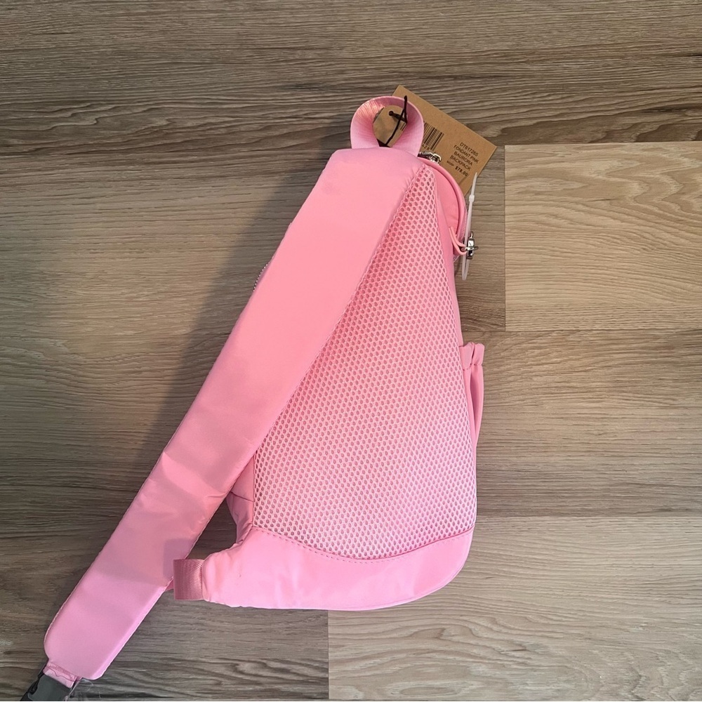 NWT STEVE MADDEN
Aurora Pink Quilted Sling Backpack With Pouch - Picture 4 of 8